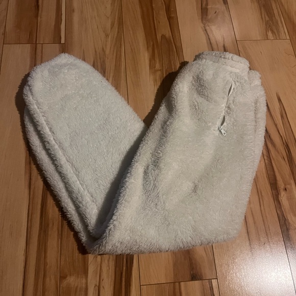 Cozy Teddy Bear Pants from Offline - Picture 9 of 11